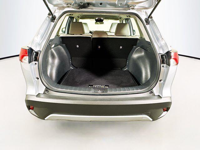Photo of 2023 Silver Toyota Corolla Cross
