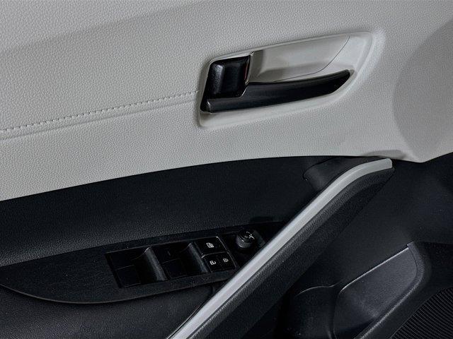 Photo of 2023 Silver Toyota Corolla Cross