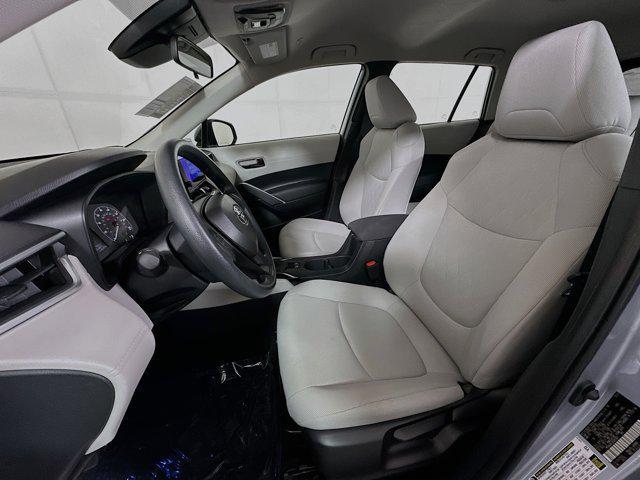 Photo of 2024 Silver Toyota Corolla Cross