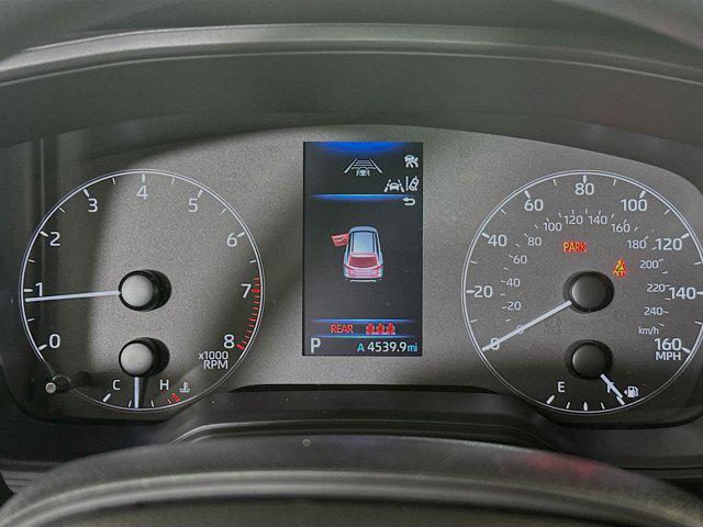 Photo of 2024 Silver Toyota Corolla Cross
