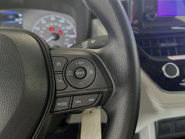 Photo of 2024 Silver Toyota Corolla Cross
