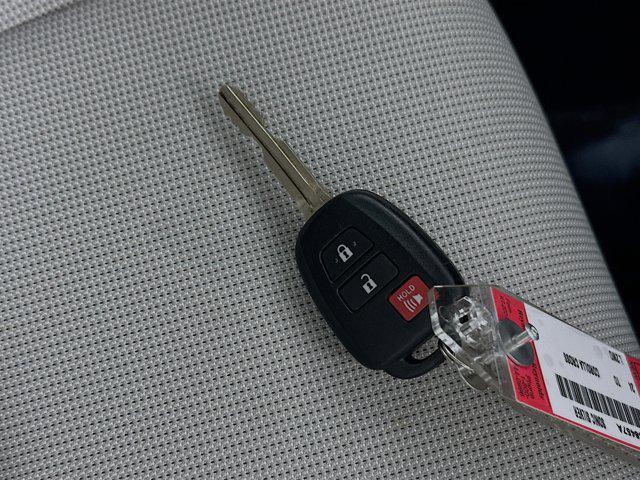 Photo of 2024 Silver Toyota Corolla Cross