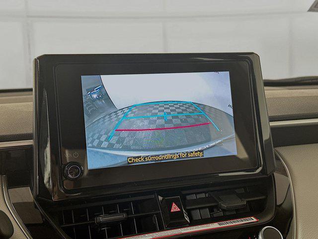 Photo of 2024 Silver Toyota Corolla Cross