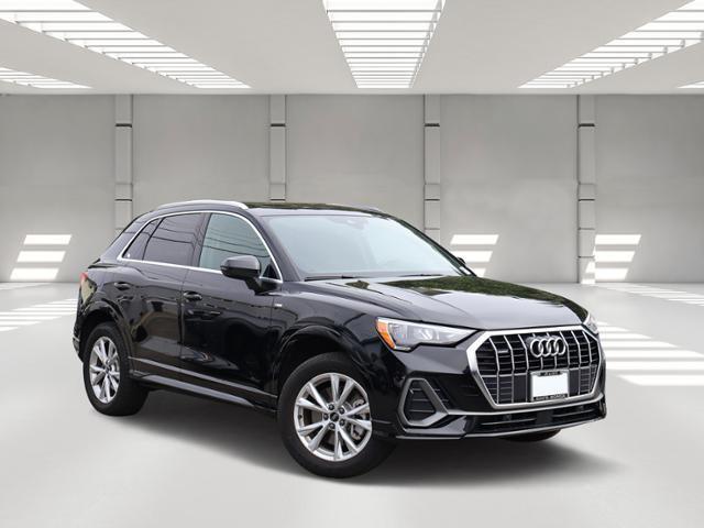 2022 Audi Q3