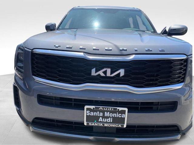 Photo of 2022 Wolf Gray Kia Telluride