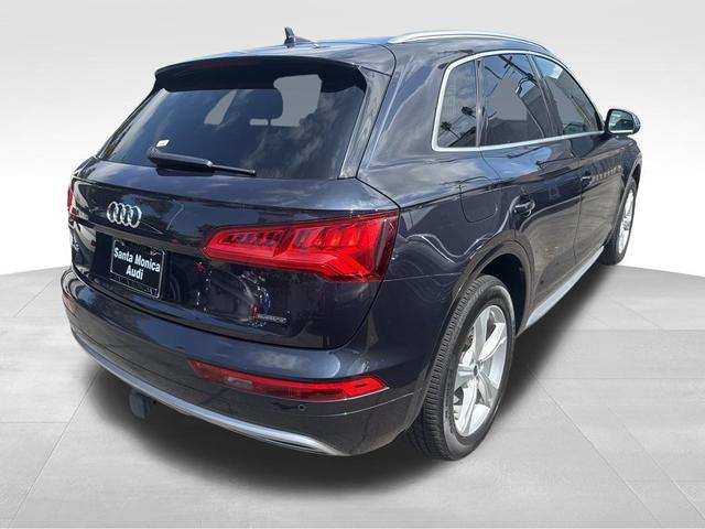 Photo of 2020 Moonlight Blue Metallic Audi Q5