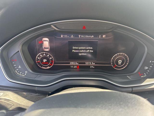 Photo of 2020 Moonlight Blue Metallic Audi Q5