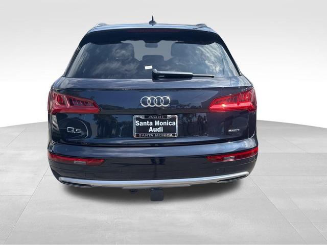 Photo of 2020 Moonlight Blue Metallic Audi Q5