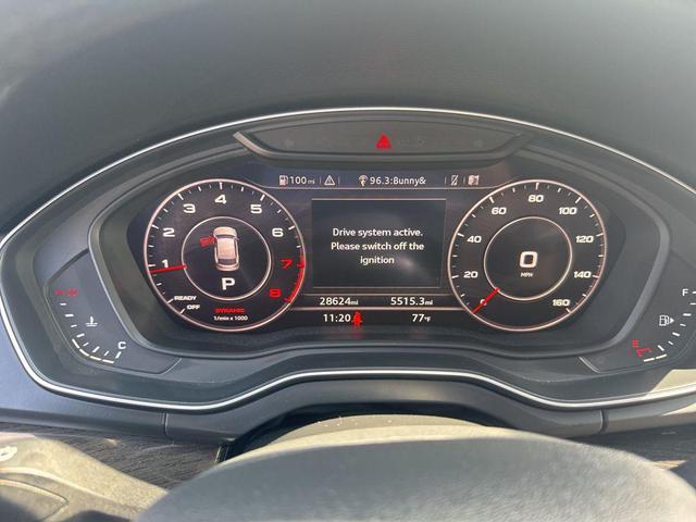 Photo of 2020 Moonlight Blue Metallic Audi Q5