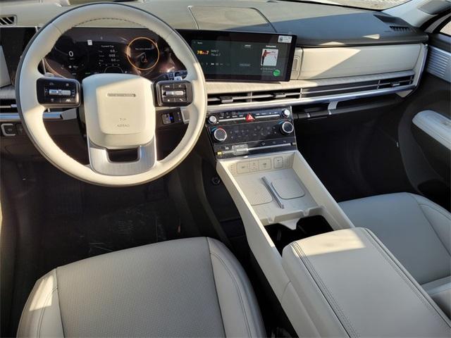 Photo of 2025 White Hyundai SANTA FE HEV