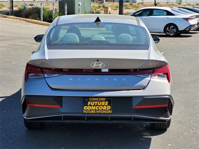 Photo of 2025 Metal Hyundai ELANTRA HEV