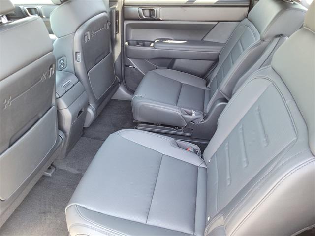 Photo of 2025 Hampton Gray Hyundai SANTA FE HEV
