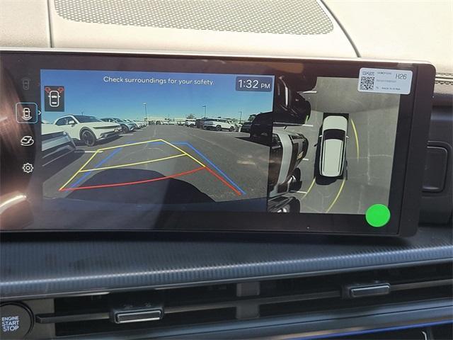 Photo of 2025 Gray Hyundai SANTA FE HEV