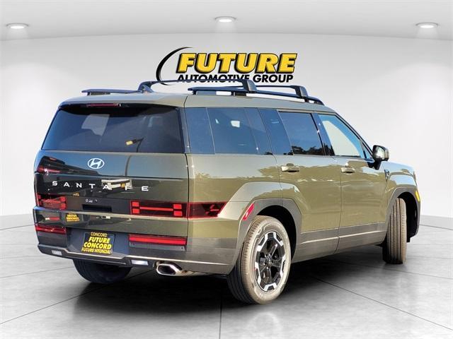 Photo of 2025 Green Hyundai SANTA FE