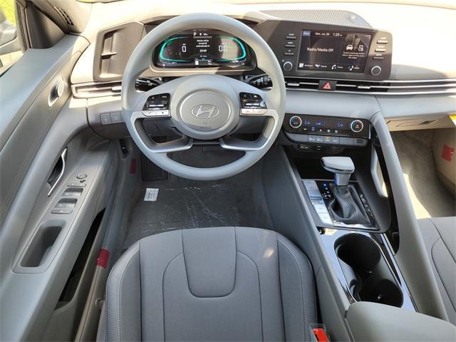 Photo of 2025 Amazon Gray Hyundai ELANTRA HEV