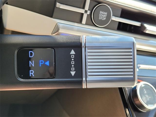 Photo of 2025 Green Hyundai SANTA FE