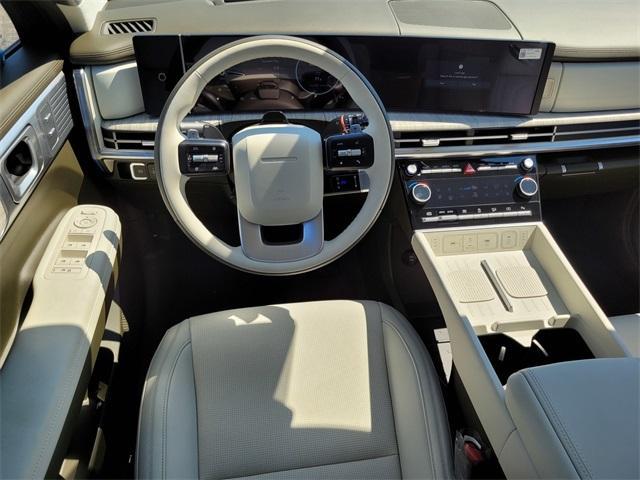 Photo of 2025 Green Hyundai SANTA FE