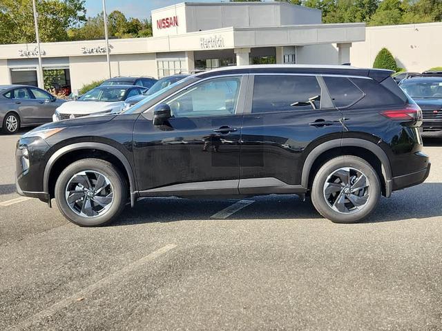 Photo of 2026 Super Black Nissan Rogue