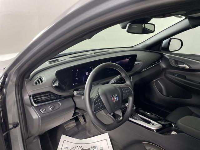Photo of 2025 Moonstone Gray Metallic Buick Envista