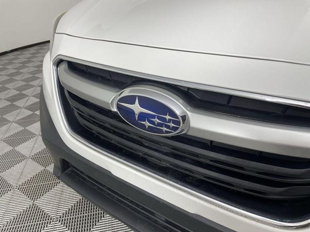 Photo of 2020 Crystal White Pearl Subaru Outback