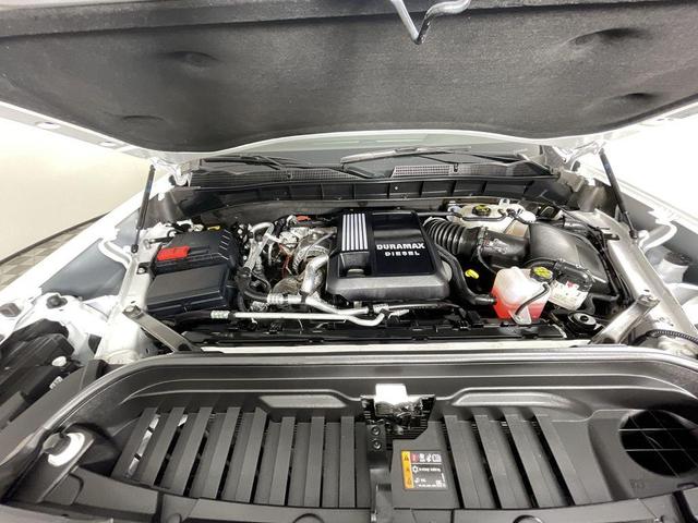 Photo of 2025 Summit White GMC Sierra 1500