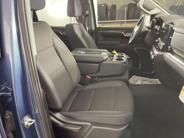 Photo of 2025 Metallic GMC Sierra 1500
