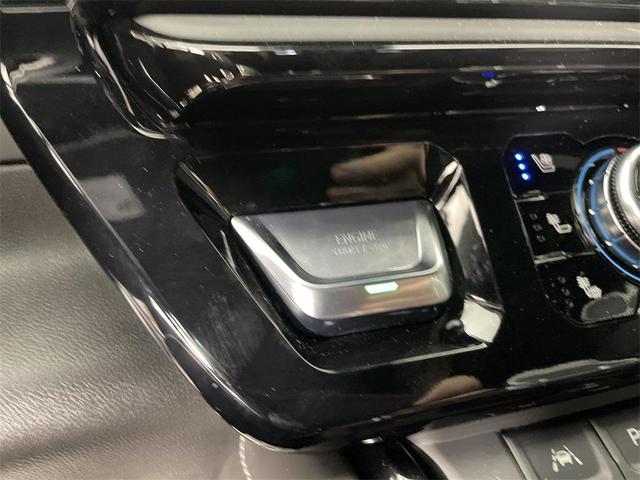 Photo of 2025 Summit White GMC Sierra 1500