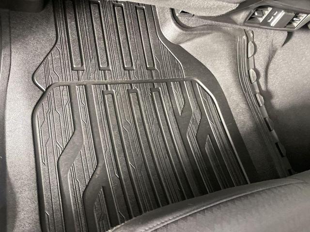 Photo of 2022 Titanium Rush Metallic GMC Sierra 1500