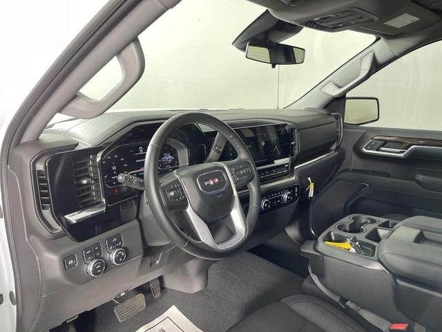 Photo of 2025 Summit White GMC Sierra 1500