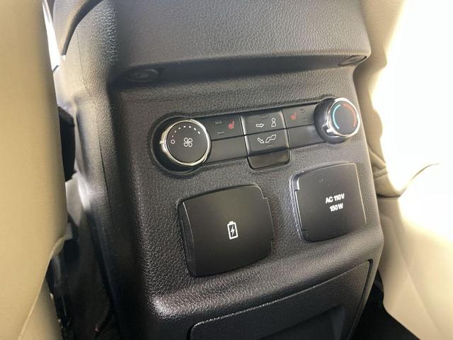 Photo of 2016 Blue Ford Explorer