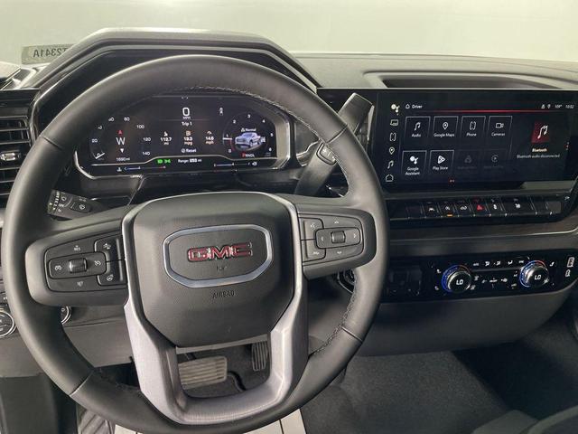 Photo of 2025 Summit White GMC Sierra 1500