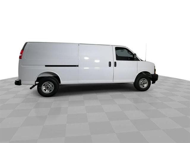 Photo of 2025 Summit White GMC Savana 2500