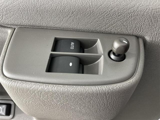 Photo of 2025 Summit White GMC Savana 2500