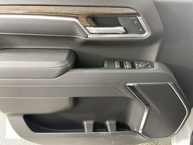 Photo of 2025 Summit White GMC Sierra 1500