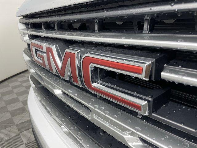 Photo of 2025 Summit White GMC Sierra 1500