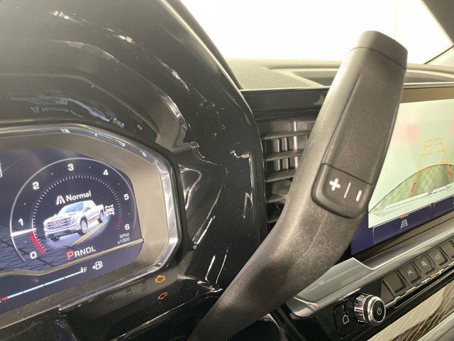 Photo of 2025 Summit White GMC Sierra 1500