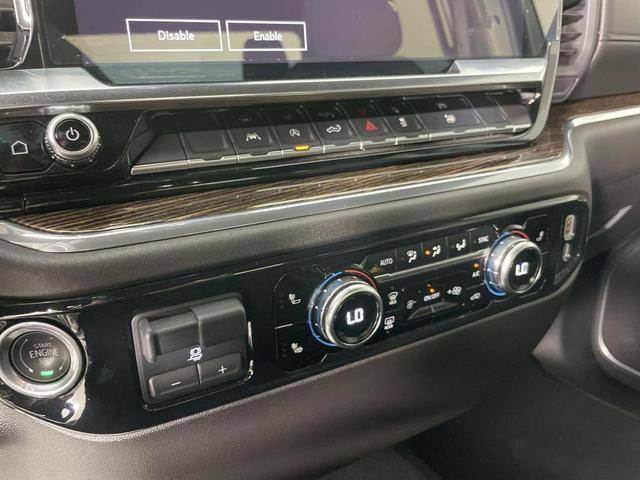 Photo of 2025 Summit White GMC Sierra 1500