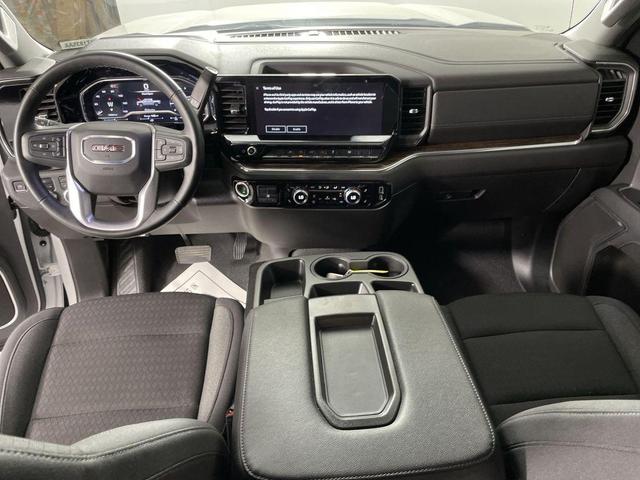 Photo of 2025 Summit White GMC Sierra 1500