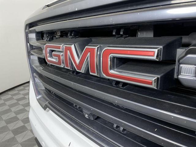 Photo of 2021 Summit White GMC Sierra 1500