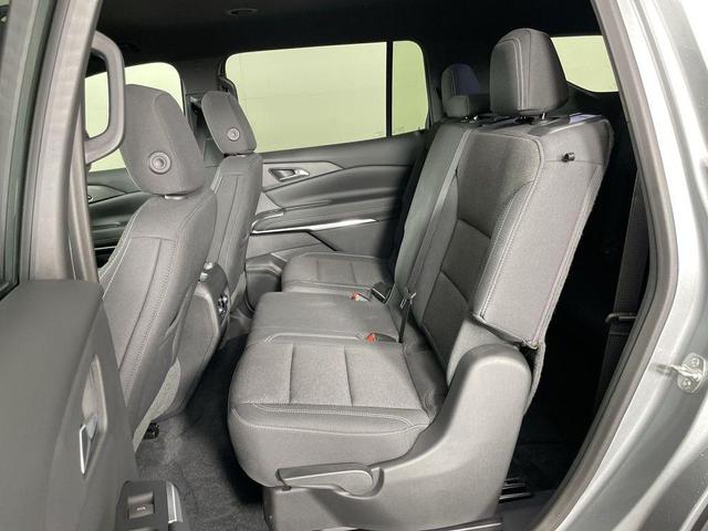 Photo of 2024 Sterling Gray Metallic Chevrolet Traverse