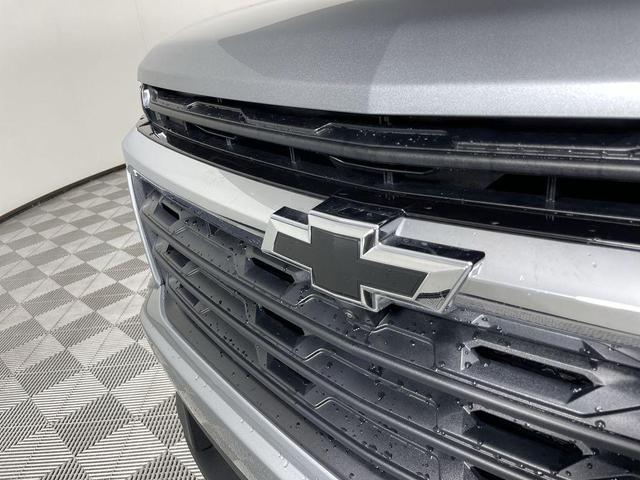 Photo of 2024 Sterling Gray Metallic Chevrolet Traverse