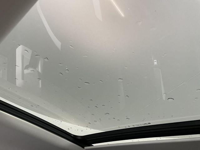 Photo of 2025 Ebony Twilight Metallic Buick Envision