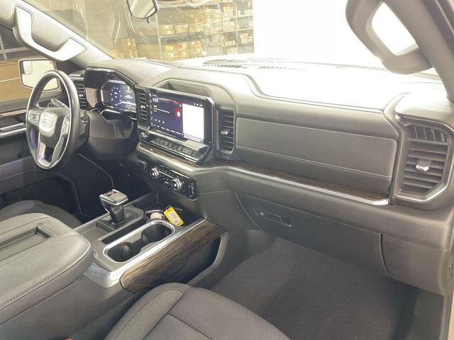 Photo of 2022 Desert Sand Metallic GMC Sierra 1500