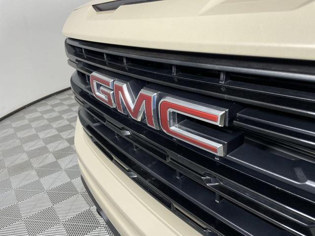 Photo of 2022 Desert Sand Metallic GMC Sierra 1500