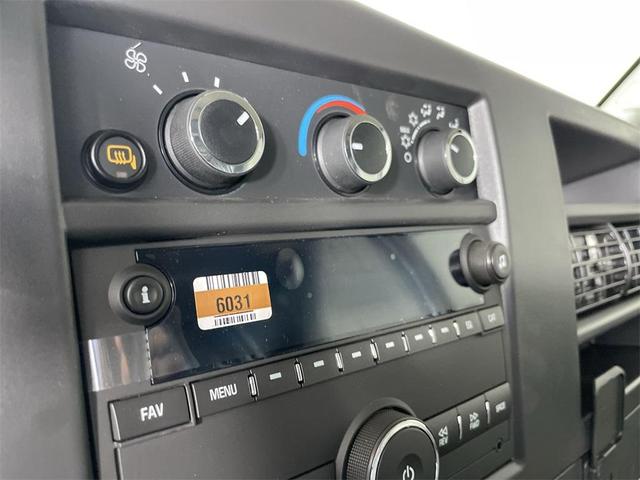 Photo of 2025 Summit White GMC Savana 2500