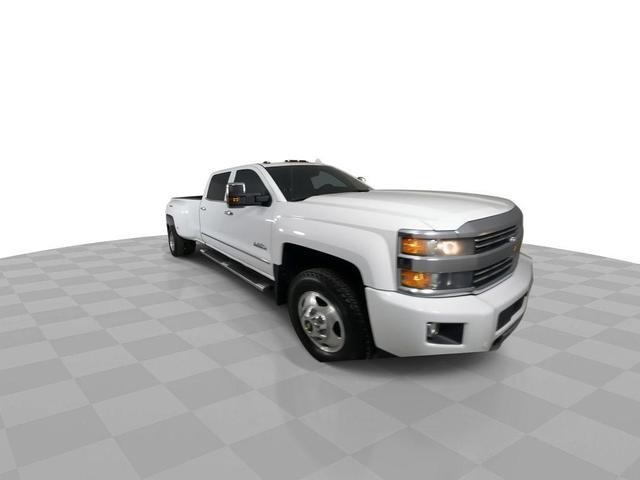 Photo of 2015 Summit White Chevrolet Silverado 3500