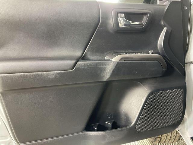 Photo of 2019 Gray Toyota Tacoma