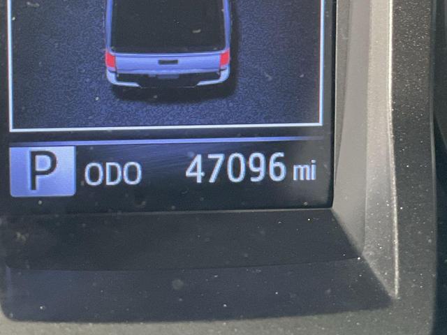 Photo of 2019 Gray Toyota Tacoma