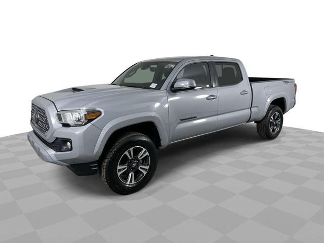 Photo of 2019 Gray Toyota Tacoma