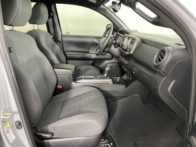 Photo of 2019 Gray Toyota Tacoma
